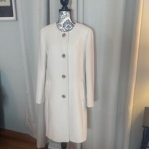 Ann Taylor Elegant Cream Women's Coat